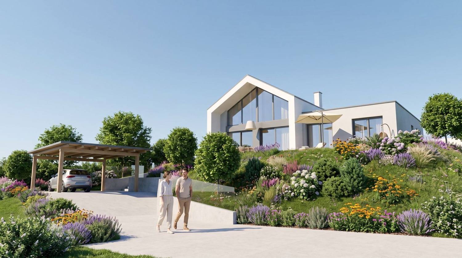 Weißes Einfamilienhaus mit Satteldach und großer Giebelverglasung auf einer Anhöhe, Holzcarport und blühender Hanggarten, Visualisierung